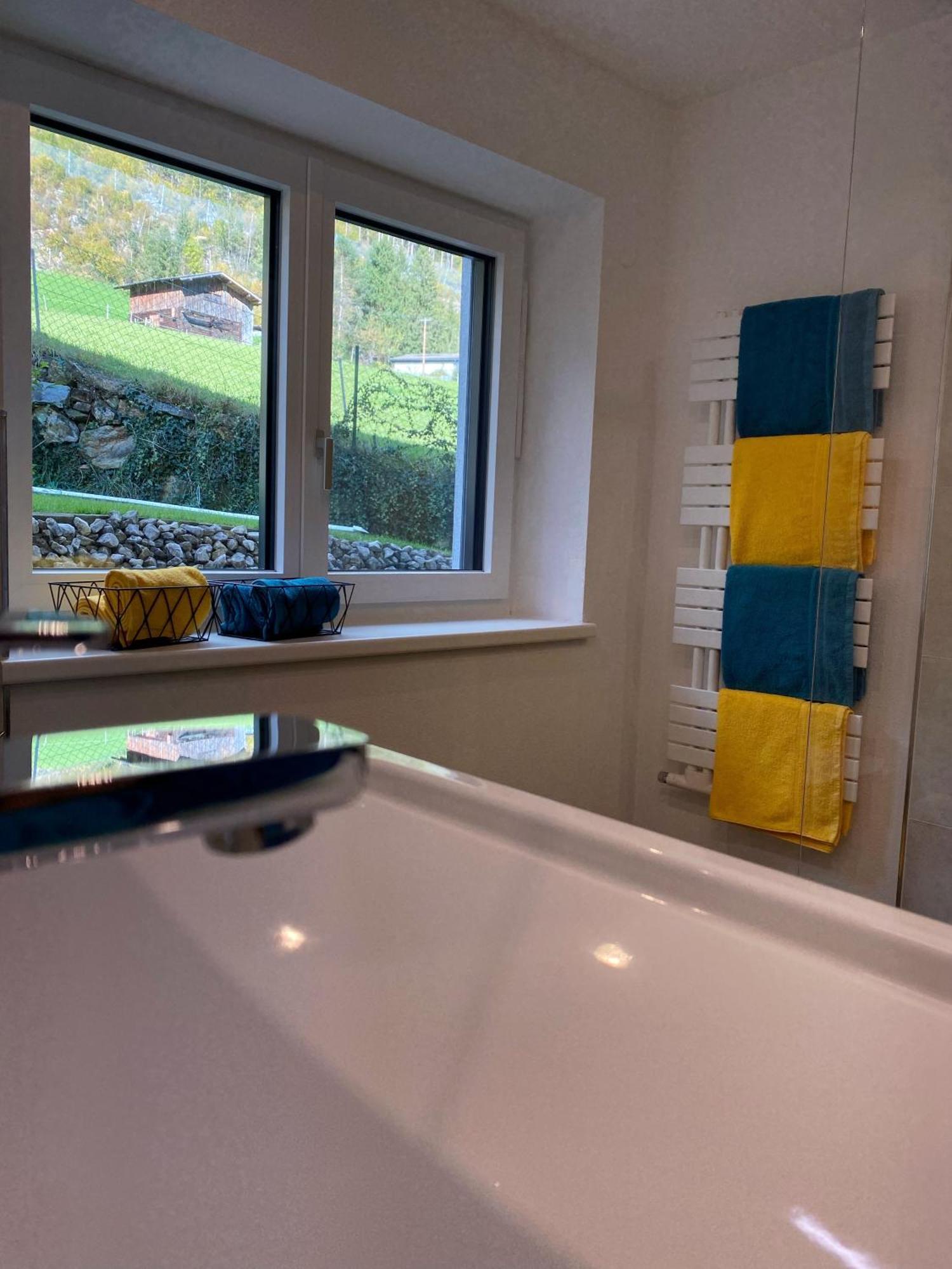 Mountain Home Apartment Finkenberg Bagian luar foto